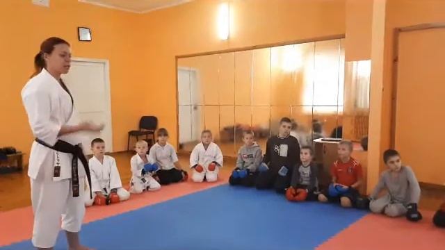 Карате дома | Развитие чувства дистанции смотреть онлайн