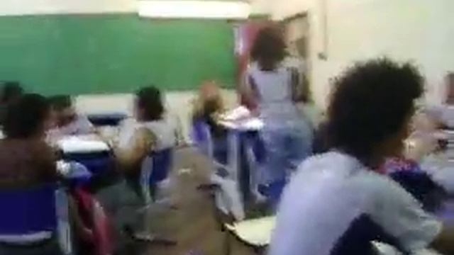 TUR 1A 2009 - Causo da furadeira смотреть онлайн