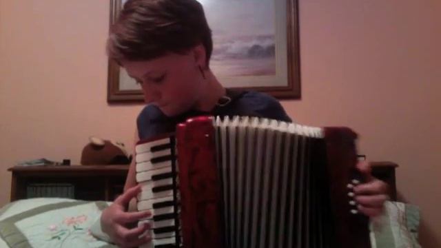 Accordion Beginner- That's Amore (Karissa Chiaris) смотреть онлайн