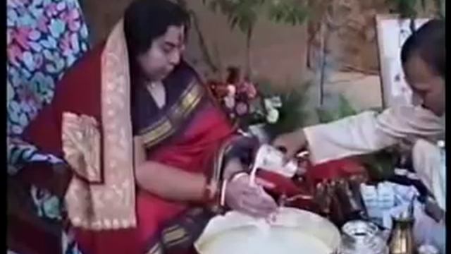 ПУДЖА ШРИ МАХАВИРЕ 1991 г. - для декламации 21 ИМЕНИ ШРИ МАХАВИРЫ без звука смотреть онлайн