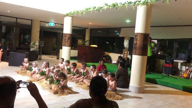 Fiji dancing смотреть онлайн