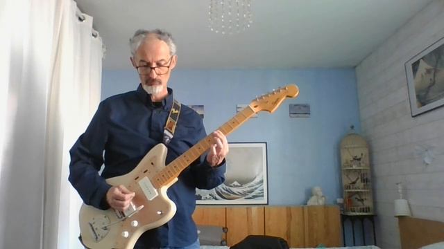 Bells (trying a new Jazzmaster) смотреть онлайн