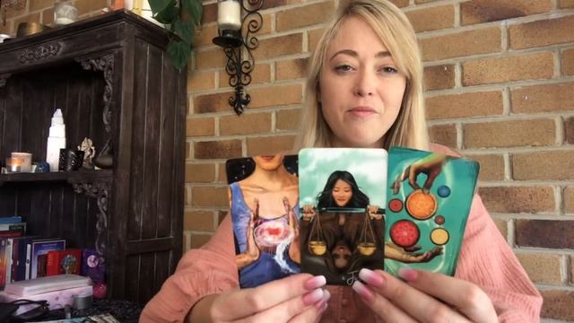 ☽ Pick a card - What spirit wants you to know about the path ahead ☾ смотреть онлайн