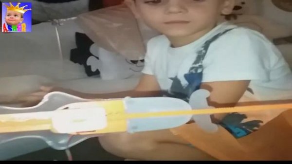 Flying Clownfish Swim through the air!!! Remote control Летающая рыба Рыба плавает по воздуху