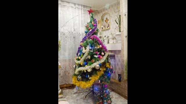 Драконы и ёлочка смотреть онлайн