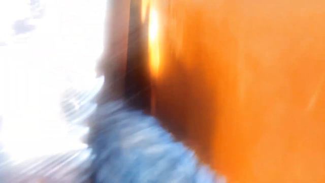 КОТ ЗАПРЫГНУЛ ПОД ПОКРЫВАЛО. В ХОРОШЕМ КАЧЕСТВЕ смотреть онлайн