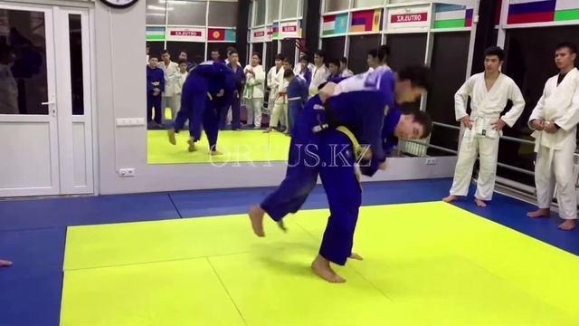 Utsuri Goshi смотреть онлайн