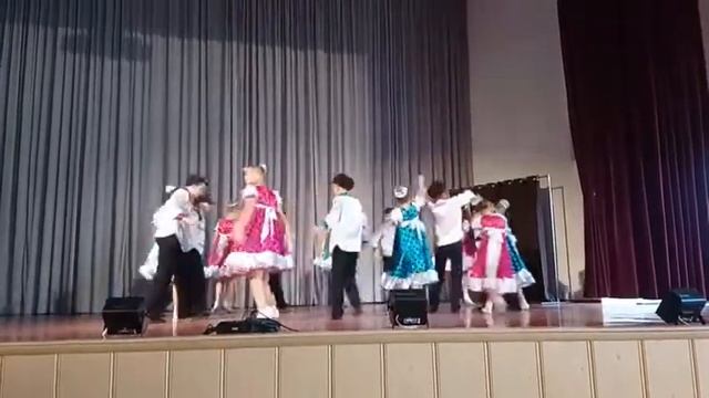Танец "Свидание" смотреть онлайн