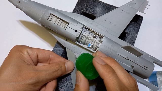 F-16A Aggressor 1/48th Kinetic model kit build 전투기 조립 смотреть онлайн