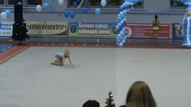 Хоровінкіна Єлизавета 2005 м'яч м.Полтава "Снігова королева - 2015" 19-20.12.2015 смотреть онлайн