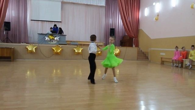 Спортивые бальные танцы-дети школа-"Кубок Черкасской области" часть 2 смотреть онлайн