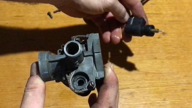 Причина перелива Карбюратора Хонды Дио.
