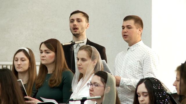 «Колени я склоняю» || Молодёжный хор смотреть онлайн