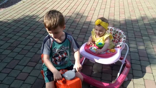 ХОДИМ НА ХОДУНКАХ. смотреть онлайн