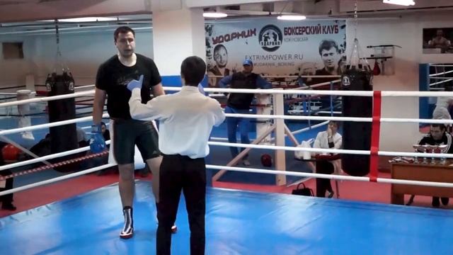 Когда боксер зажат смотреть онлайн
