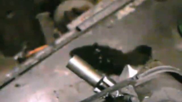 Клеим радиаторную решотку