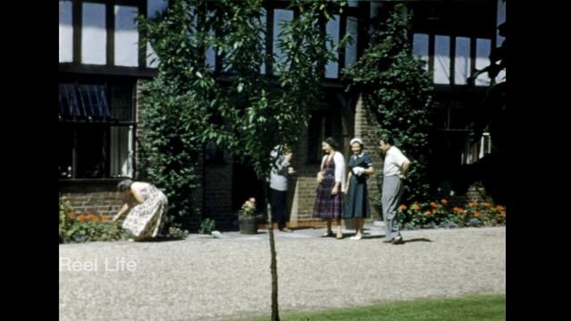 1953, Selfridges on Oxford Street, croquet, English garden Piccadilly Circus by night, London, UK смотреть онлайн