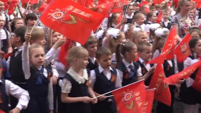 Поздравление Первой школы с Днём Победы смотреть онлайн