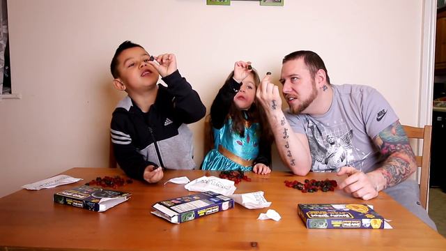 GUMMY CHALLENGE! | Star Wars Angry Birds Fruit Gummies смотреть онлайн