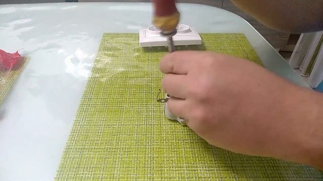 Замена розетки своими руками. Безопасно и быстро. смотреть онлайн