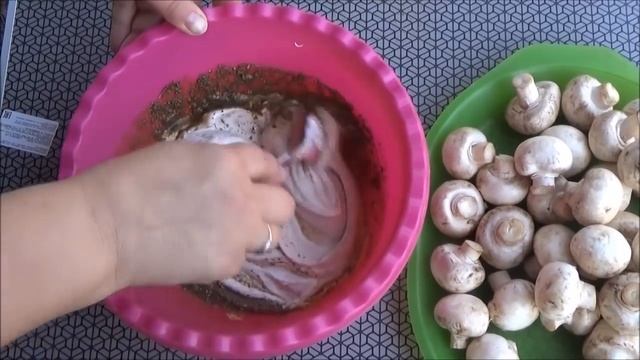 ШАШЛЫК ИЗ Шампиньонов!? Шампиньоны на гриле смотреть онлайн