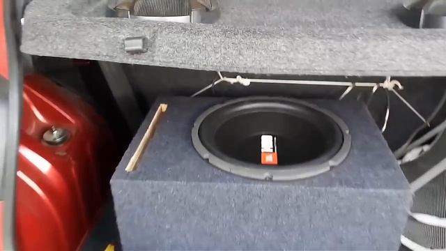 Renault Kwid Medianav with JBL subwoofer 1400 watts смотреть онлайн