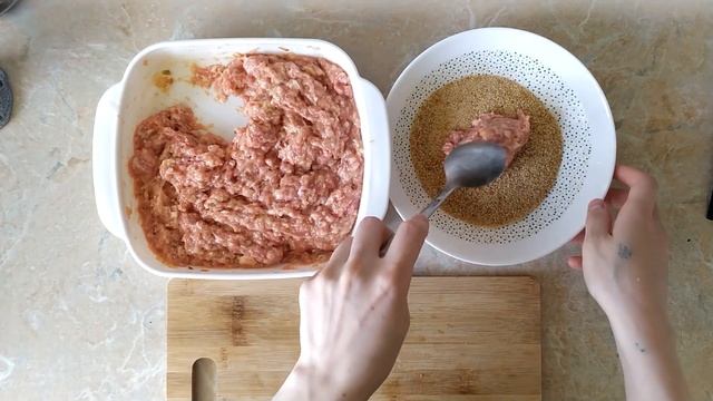 РЕЦЕПТ КОТЛЕТ / КОТЛЕТЫ ПО ДОМАШНЕМУ В СУХАРЯХ / КОТЛЕТЫ НА СКОВОРОДЕ смотреть онлайн