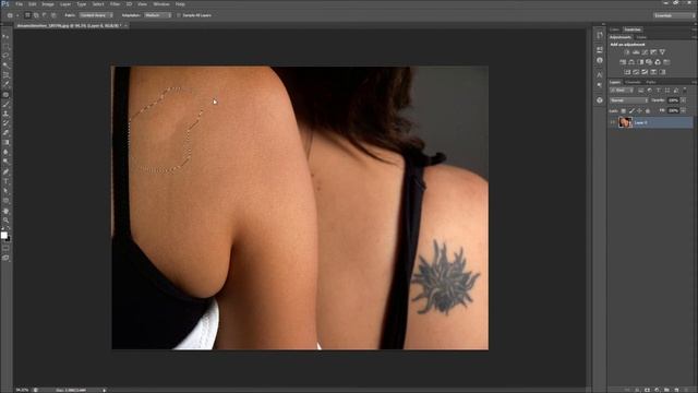 60 Second Photoshop Tutorial : Remove Tattoos -HD- смотреть онлайн