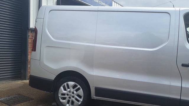 2017 Renault Trafic SWB for sale by Taylors Car Company Used Cars based in Nottingham смотреть онлайн