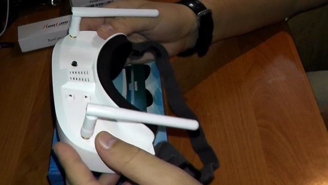 FPV Eachine EV100  Бюджетные FPV очки Eachine EV100