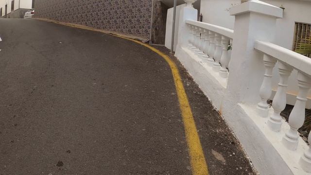 Puerto de Santiago Tenerife 4K Walking Tour смотреть онлайн