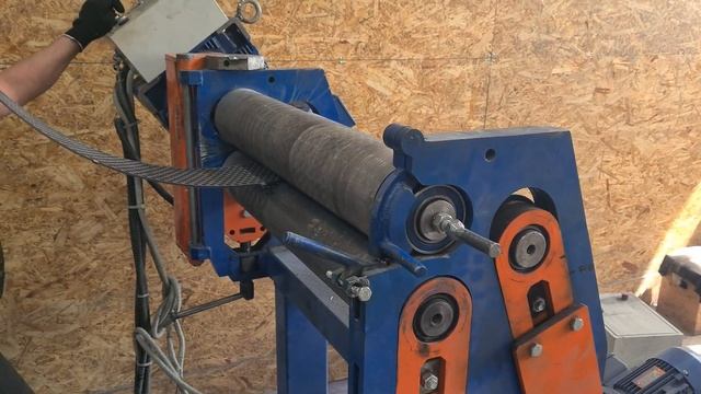 Работа вальце гибочного станка, Вальцовка листового металла. смотреть онлайн