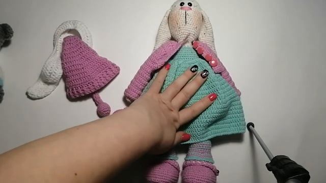Вязаные игрушки. Тильдочки и мишка Саймон. смотреть онлайн
