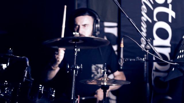 Behringer XR18 Drum Recording смотреть онлайн