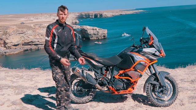Зачем KTM 1090 Adventure переднее колесо? смотреть онлайн