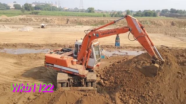 Daewoo Solar 130 Excavator Machine has come up with a new one which is working very well смотреть онлайн