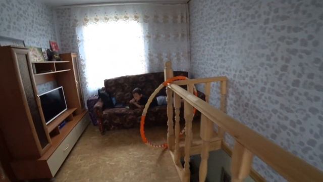 Паше одного дома мало/а Басик то, не настоящий/как в фильме "Радиация"/покупки продуктов смотреть онлайн