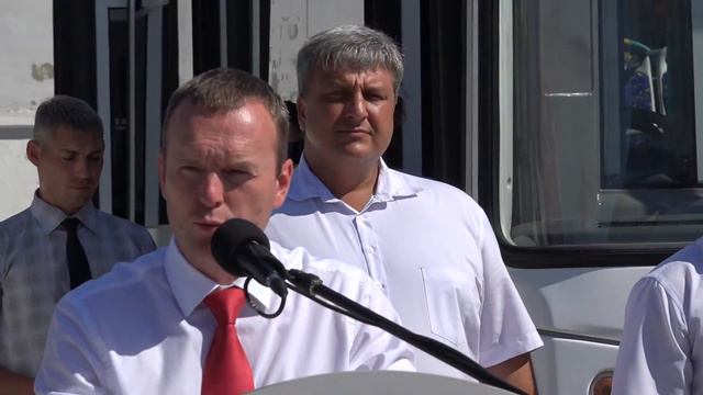 Первый выезд NEFAZ'ов на дороги Керчи смотреть онлайн