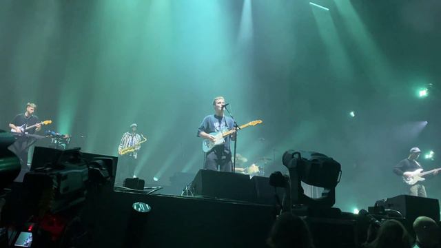 Getting Started - Sam Fender (Live at Alexandra Palace) [4K] смотреть онлайн