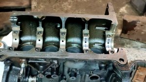 Установка коренных вкладышей и коленвала в блок Daewoo Lanos