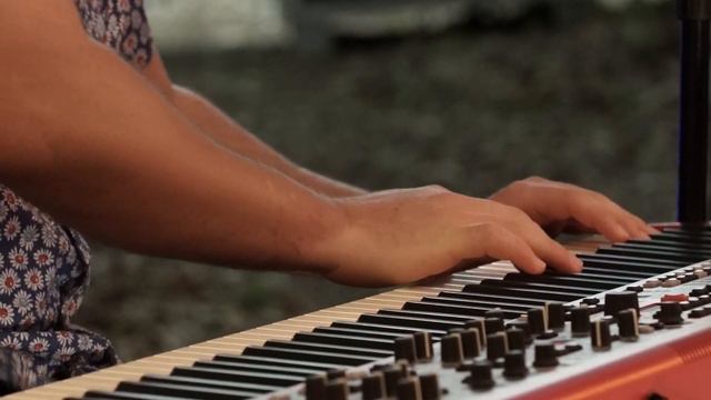 Alfredo Rodriquez & Pedrito Martinez - The Invasion Parade (live @Music Meeting Festival 2019) смотреть онлайн