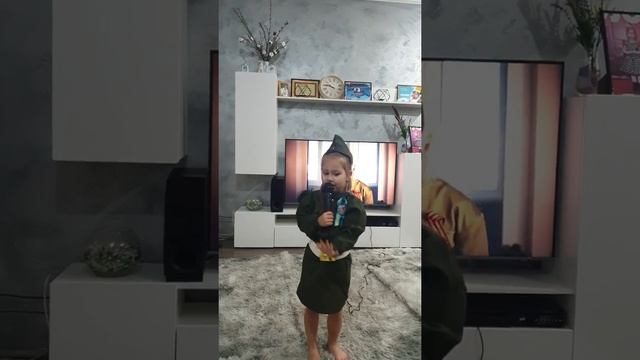 Смуглянка ? #9мая #деньпобеды #песни #песнивойны #песнивоенныхлет #дети смотреть онлайн