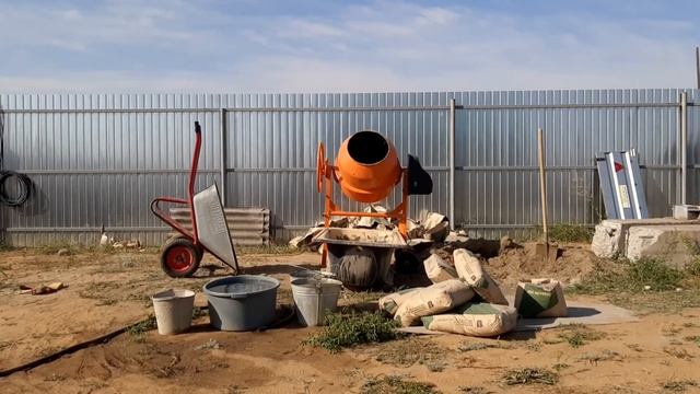 Как замесить бетон м-200. Дом из газоблока. смотреть онлайн