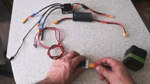 Простой, дешевый и мощный электронный ключ для карпового прикормочного кораблика.