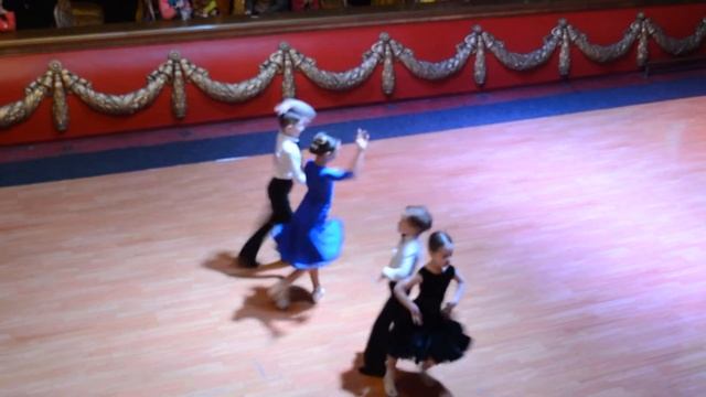 ДЕТИ ( 6 - 7 лет) ДЕБЮТ ДНЕПР БАЛЬНЫЕ ТАНЦЫ