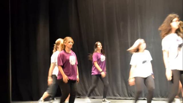 Let her go - Edurne смотреть онлайн