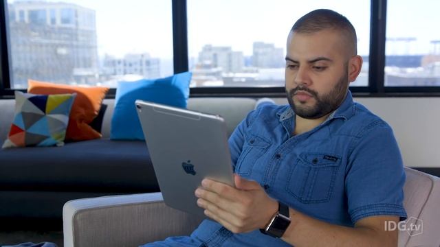 10.5-inch iPad Pro review: If any iPad replaces the MacBook, it’s this one | Review смотреть онлайн