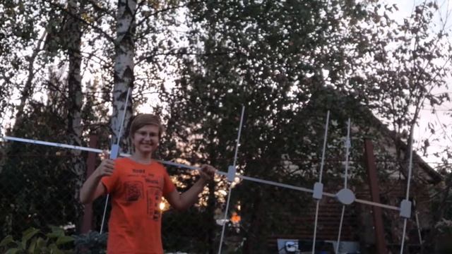 Работаю через спутник PO-101 (DIWATA 2-B) смотреть онлайн