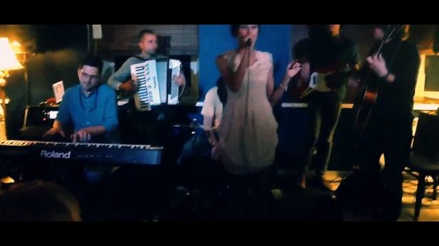 EL TANGO - Life Is Real (Ayo cover) смотреть онлайн