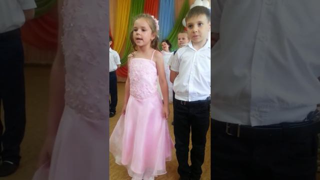 Прощай детский садикнам в школу пора!